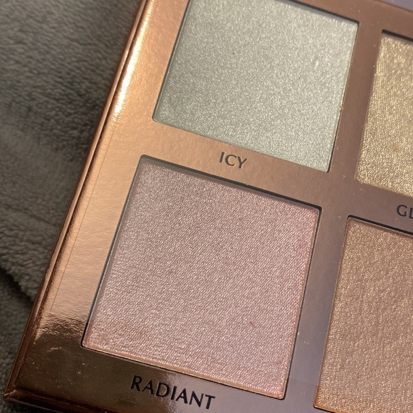 Ace beaute glow essentials highlight palette - Picture 4 of 6